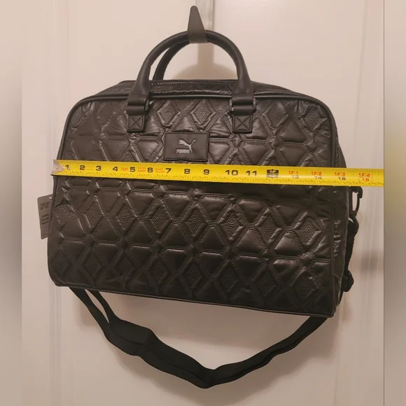 Puma Oversized Classics Archive Sports Bag with Handles, Black Metallic - Picture 11 of 12